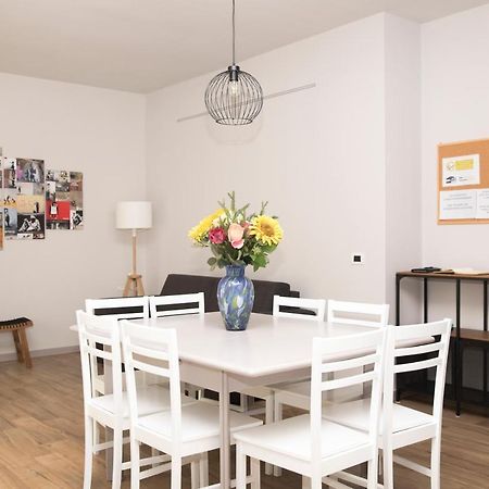 Otta House Garda Lake Кастельнуово-дель-Гарда Экстерьер фото