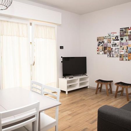Otta House Garda Lake Кастельнуово-дель-Гарда Экстерьер фото