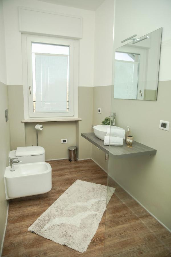 Otta House Garda Lake Кастельнуово-дель-Гарда Экстерьер фото