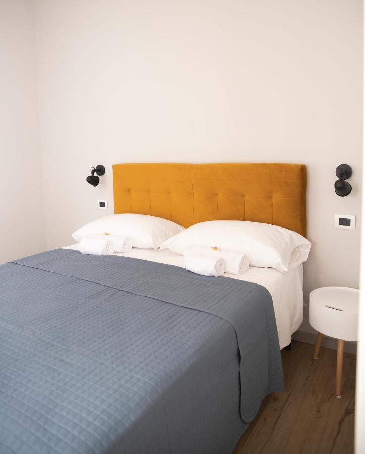 Otta House Garda Lake Кастельнуово-дель-Гарда Экстерьер фото